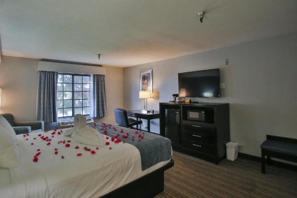 Best Western Surf City image 21