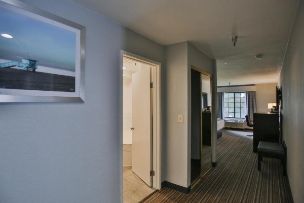 Best Western Surf City image 27